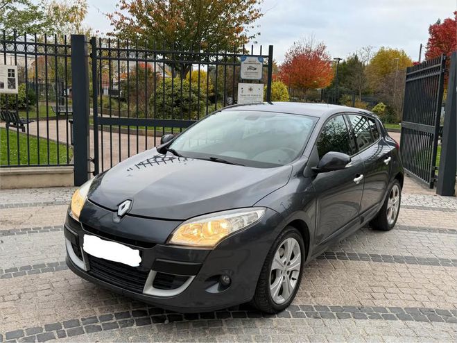 Renault Megane 3   2400  de 2010