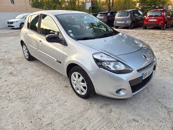  Voir détails -Renault Clio III 20 Ans 1.5 DCi à  Les Pennes-Mirabeau (13)