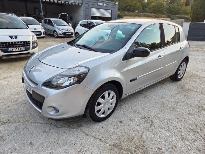 Renault Clio III 20 Ans 1.5 DCi Gris de 2011