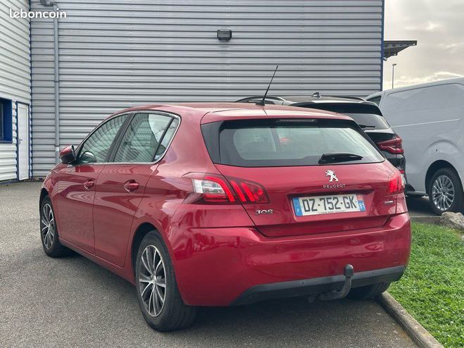 Peugeot 308 Peugeot?308 1.2 PureTech 130?ch 2016 ? 1 Rouge de 2016