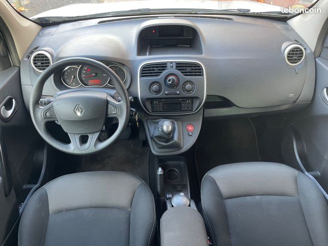 Renault Kangoo combi 1.5 bluedci 115 business Gris de 2019