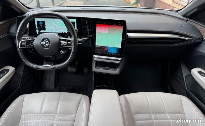 Renault Megane v e-tech ev60 220 super charge iconic 60 Gris de 2022
