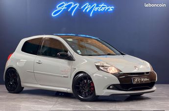  Voir détails -Renault Clio RS 3 III 2 16V 203 TROPHY garantie 12 mo à Thoiry (78)