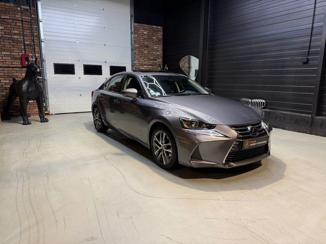 Lexus IS LUXE 300h 223 cv - ENTRETIEN - TOIT OUVR Gris de 2017