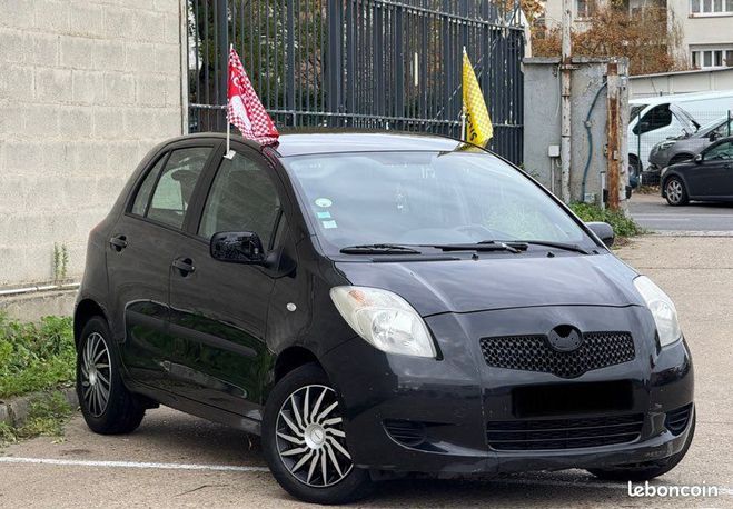 Toyota Yaris 5 portes 1.3 VVTi Anne 2006 205.000KM C Noir de 2006