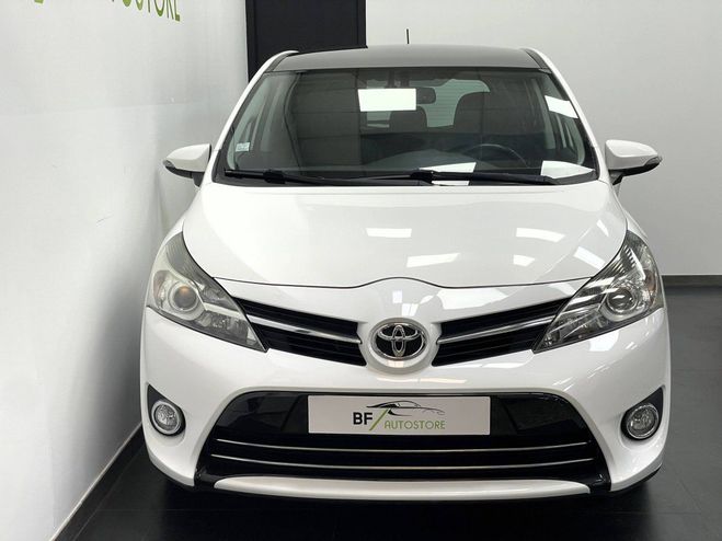 Toyota Verso 2.0 D-4D 16V 124 SKYVIEW BLANC de 2013