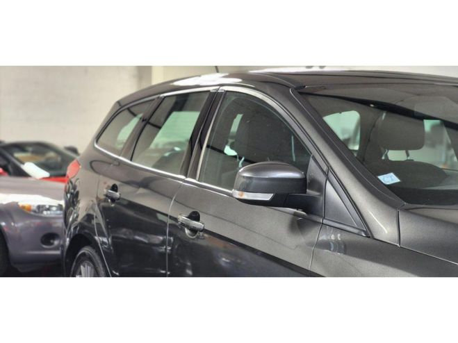 Ford Focus SW 1.5 SCTi EcoBoost 150 ST LINE BREAK P GRIS de 2017