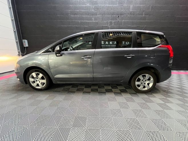 Peugeot 5008 1.6 THP 156ch BVM6 Active 5pl / PREMIERE Gris de 2011