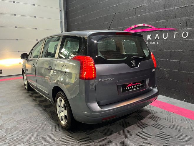 Peugeot 5008 1.6 THP 156ch BVM6 Active 5pl / PREMIERE Gris de 2011