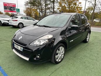  Voir détails -Renault Clio 1.5 DCI 90 XV-DE-FRANCE à Reims (51)