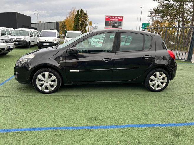 Renault Clio 1.5 DCI 90 XV-DE-FRANCE Noir de 2011