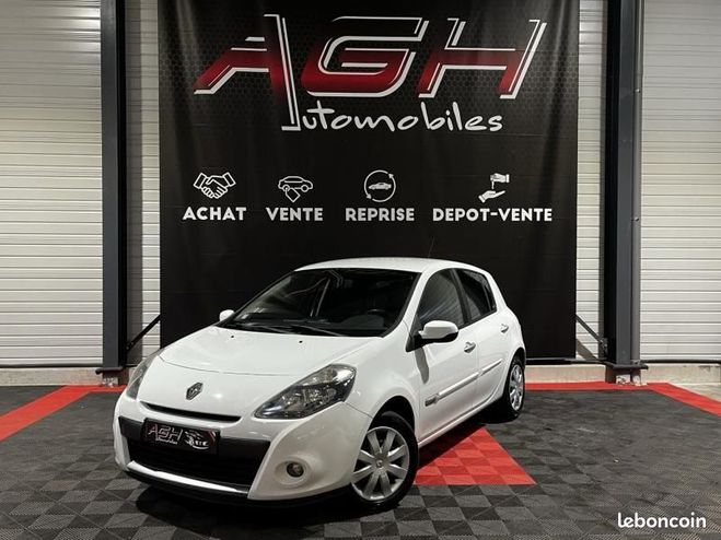 Renault Clio 1.5 dCi 70ch Dynamique 5p Blanc de 2010