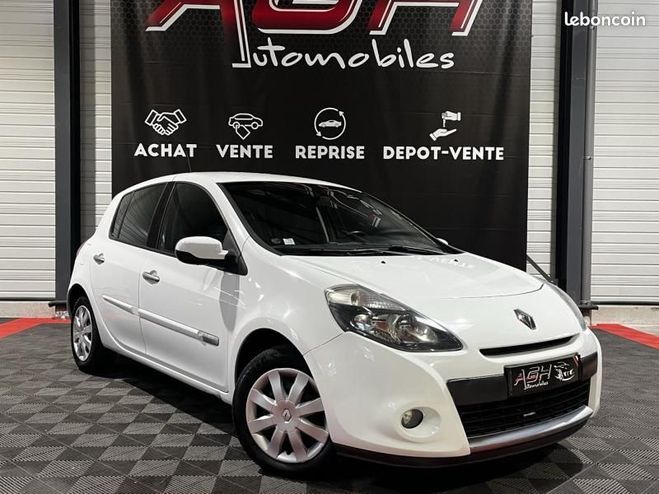 Renault Clio 1.5 dCi 70ch Dynamique 5p Blanc de 2010