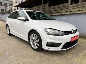  Voir détails -Volkswagen Golf Variant 1.4 TSI 125cv PACK R-Line ext Hi à Wemmel (17)