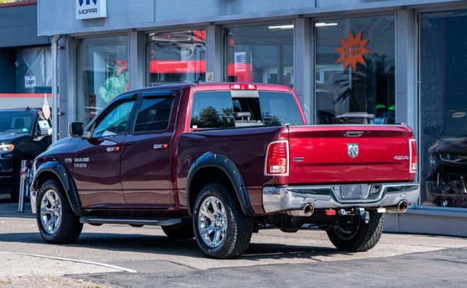 Dodge Ram 1500 LARAMIE 46000KM Bordeaux Mtallis de 2017