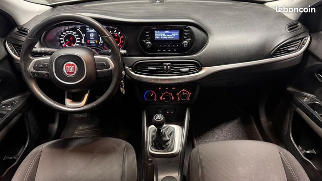 Fiat Tipo 1.4 95 easy Gris de 2017