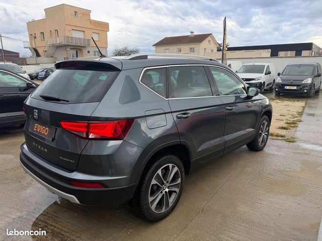 Seat Ateca 1.6 tdi 115 ch bvm6 xcellence camera car Gris de 2017