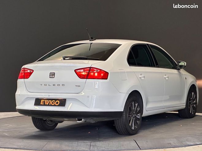 Seat Toledo 1.6 tdi 105ch itech Blanc de 2014