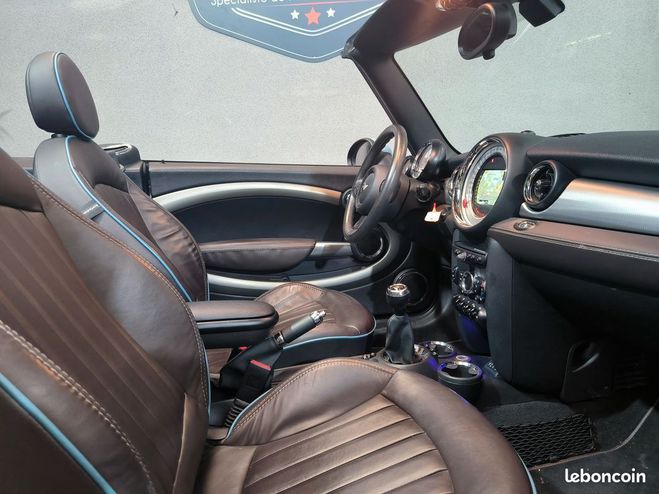 Mini Cooper diesel HIGTGATE 110cv cabriolet 129000km Marron de 2014