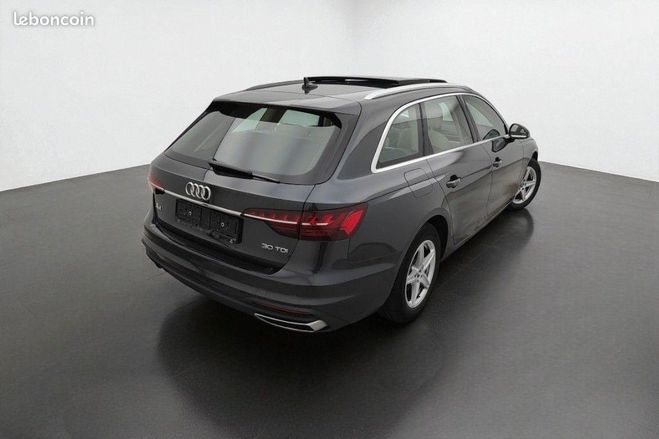Audi A4 V (3) AVANT 30 TDI BUSINESS LINE S TRONI Gris de 2020
