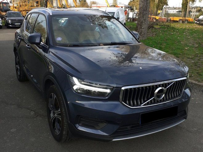 Volvo XC40 XC 40 T4 Recharge 211 DCT7 INSCRIPTION L BLEU FONCE de 2021