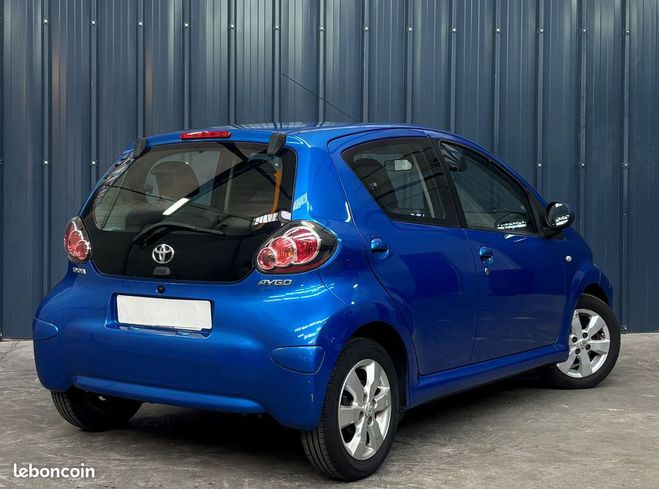 Toyota Aygo 1.0 69ch 5P Garantie 1 An Suivi complet  Autre de 2010