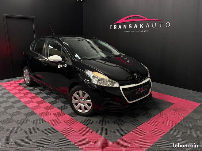 Cliquer pour voir la photo suivante Peugeot 208 1.0 PureTech 68 ch Like ORIGINE FRANCE S Noir de 2015