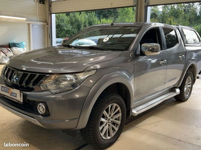 Mitsubishi L 200 Double cabine 4WD 2.4 DI-D BVA 180 cv Ga  de 2019