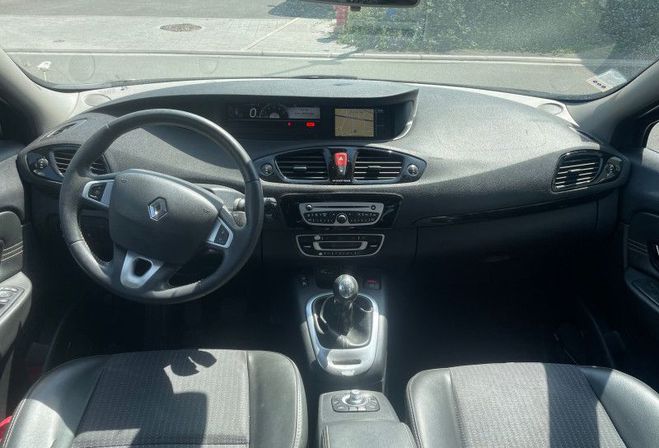 Renault Scenic III 1.5 DCI 110CH FAP BOSE  de 2011