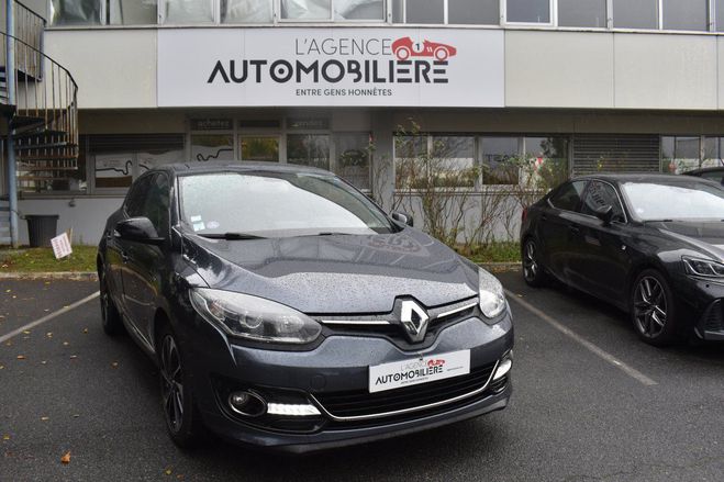 Renault Megane BOSE Phase 3 Hatchback 1.2 TCe 132 cv Bleu de 2015