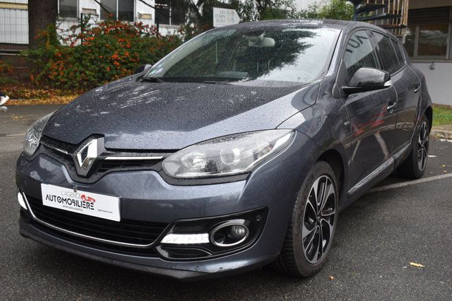 Renault Megane BOSE Phase 3 Hatchback 1.2 TCe 132 cv Bleu de 2015