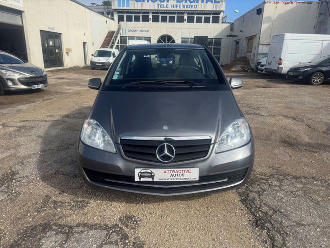 Mercedes Classe A 180 CDI Finition Elgance GRIS FONCE de 2010