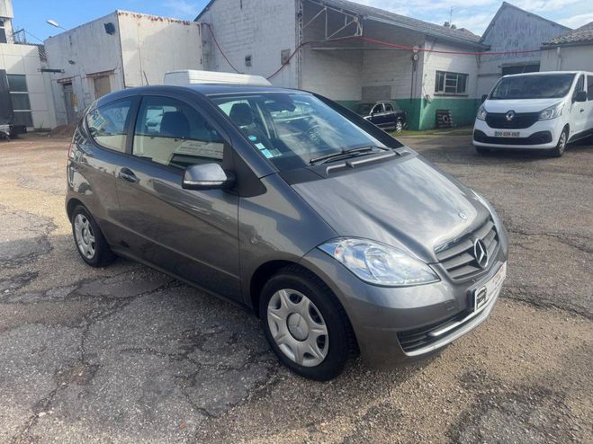 Mercedes Classe A 180 CDI Finition Elgance GRIS FONCE de 2010