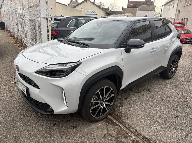 Toyota Yaris Cross HYBRIDE MY22 116h 2WD GR SPORT Blanc de 2024