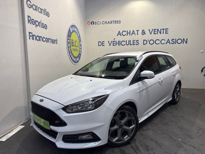 Ford Focus SW 2.0 ECOBOOST 250CH STOP&START ST Blanc de 2015
