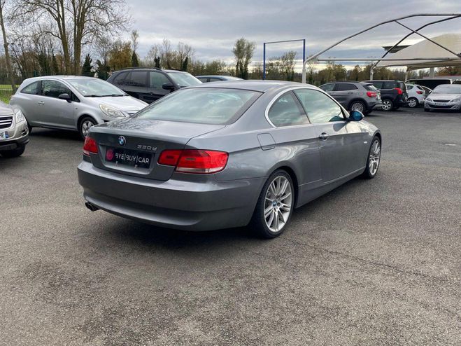 BMW Serie 3 330d COUPE 330 M57 BVA 6 SUIVIE E92 GTIE GRIS FONCE de 2007