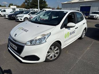  Voir détails -Peugeot 208 1,6 BLUE HDI 75 CH 5 PLACES à Lanester (56)