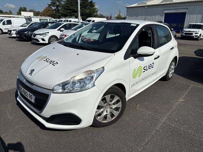 Cliquer pour voir la photo suivante Peugeot 208 1,6 BLUE HDI 75 CH 5 PLACES BLANC de 2017