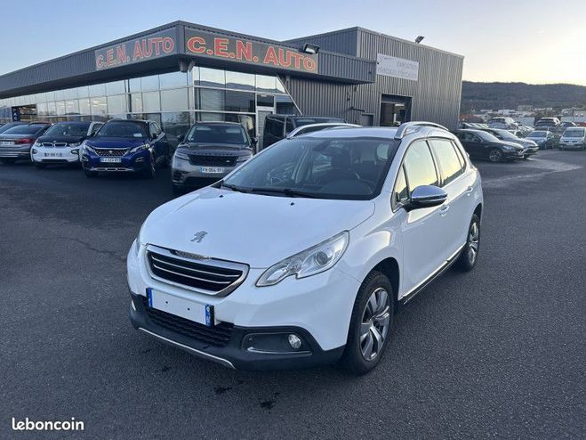 Cliquer pour voir la photo suivante Peugeot 2008 1.6 E-HDI92 FAP ALLURE Blanc de 2014