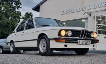 Voir d&eacute;tails -BMW Serie 5 528i &agrave; Saint-H�and (42)
