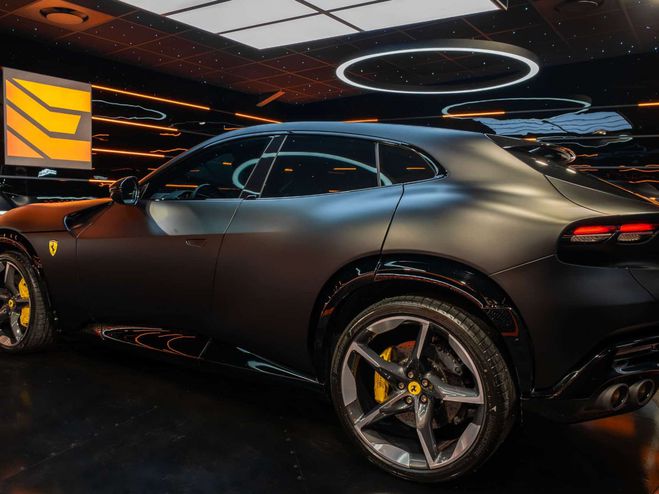 Ferrari Purosangue 6.5L V12 725CH NERO OPACO de 2024