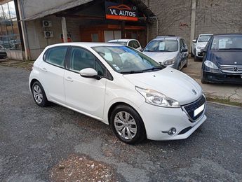  Voir détails -Peugeot 208 Professionnel ou Export - 1.6 E-HDI 92 P à Gleiz (69)