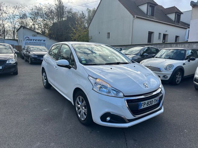 Peugeot 208 1.5 BlueHDi 100ch SS BVM5 Active Blanc de 2020