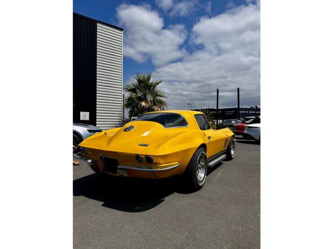 Chevrolet Corvette C2 STINGRAY 327 CI Jaune de 1966
