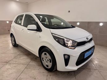  Voir détails -Kia Picanto mpi 67cv urban edition garantie 2027 à  La Buisse (38)