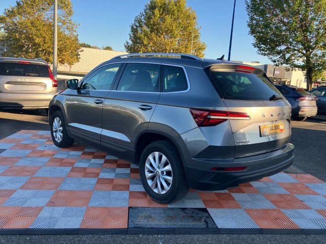 Skoda Karoq 2.0 TDI 116 BV6 SELECTION Camra Gris Fonc de 2024