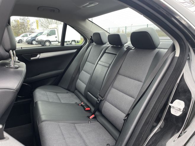 Mercedes Classe E 220 CDI AVANTGARDE BA NOIR de 2007