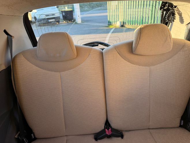 Peugeot 107 1.0e 12V 68ch Trendy  GRIS de 2007