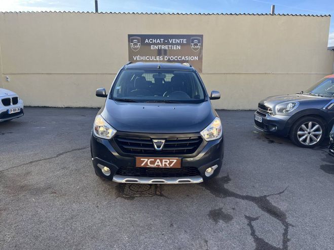 Dacia Lodgy 1.2 TCe 115 Euro6 Stepway 7 places GRIS F de 2016
