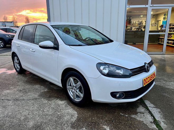 Volkswagen Golf VI 1,6 TDI 105CH Blanc de 2011